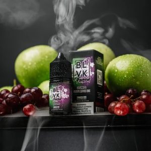 BLVK 葡萄蘋果冰煙油瓶身照、雙果冰感煙油包裝展示